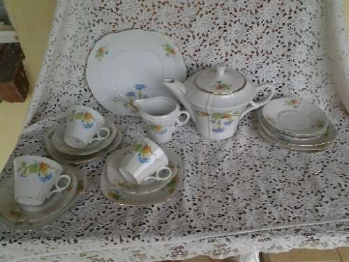 Vintage Part leaf pattern Checkslovia tea set **SALE NOW ON