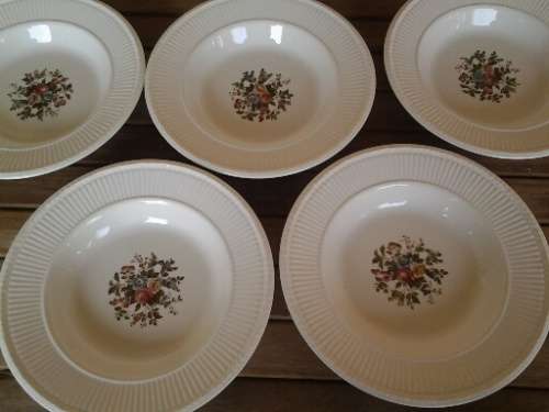 five stunning vintage Cowway china soup bowls