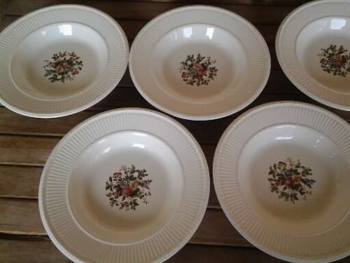 five stunning vintage Cowway china soup bowls