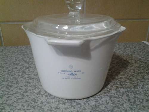 vintage four cup corning wear little  pot with lid