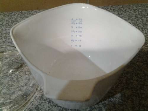 vintage four cup corning wear little  pot with lid