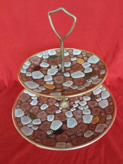 Two tear cake stand