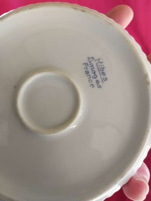 Stunning floarl porcelain limgoues trinket