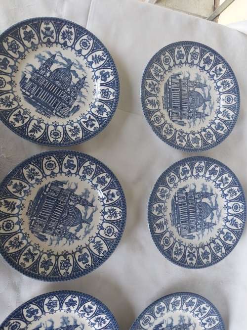 A set of six blue and white porcelain vintage side plates