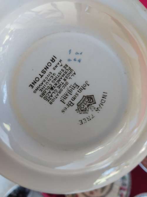 Vintage Johnson Brothers Indian tree pattern pudding and. Soup bowls