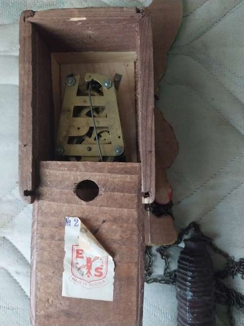 Collectable drawf ccockoo clock in need of tlc