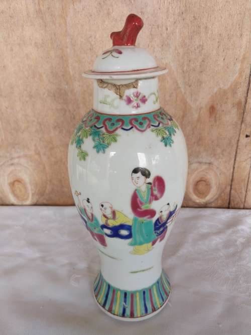 Oriental ginger jar with damage