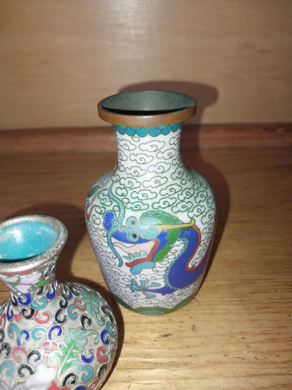 Two small closionne vases