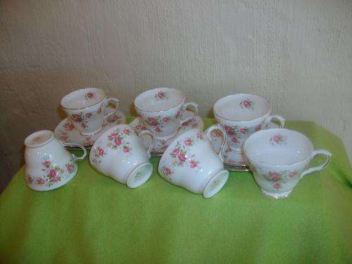 stunning tea cups and saucers , duchess pattern