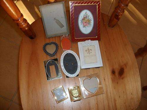 lot of picture frames