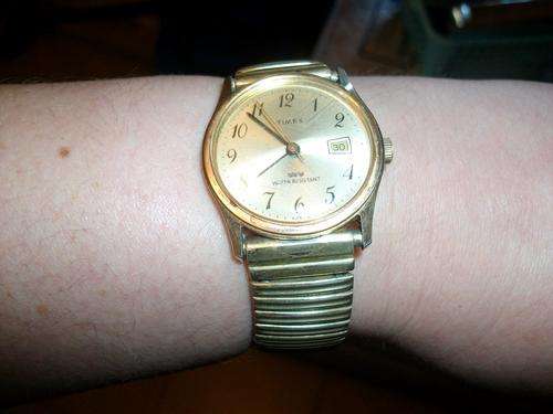 nice gold plated wind up timex watch, mens
