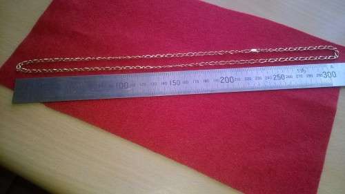 9 ct Gold chain links 4mm wide, 65 cm long