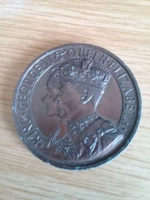 Large, heavy bronze 1937 Coronation Medallion to King George VI