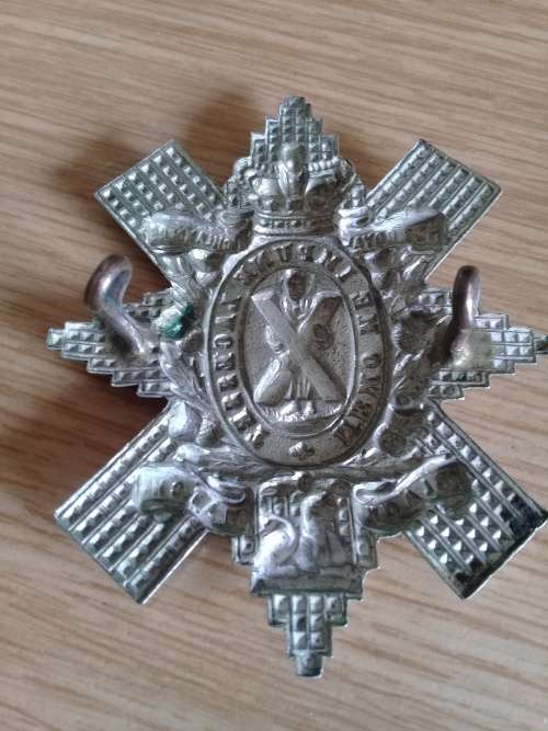 Royal Highlanders, Black Watch QVC bonnet badge