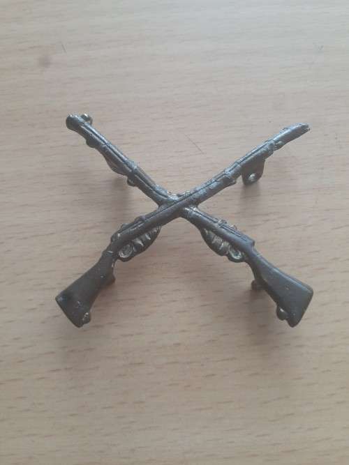 British UDF  and Commonwealth Marksman Proficiency sleeve badge