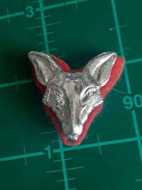 SADF Intelligence Corps chrome beret badge with backing D535