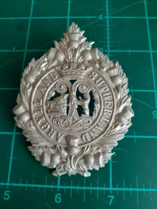 Argyle and Sutherland Highlanders Headdress badge, voided