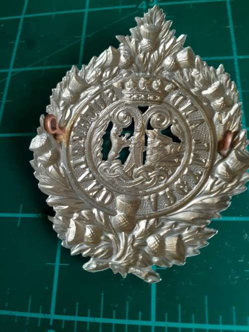 Argyle and Sutherland Highlanders Headdress badge, voided