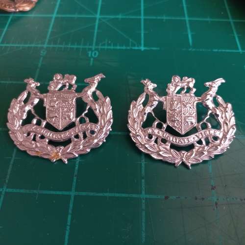 SADF WO2 chrome sleeve badge pair all pins