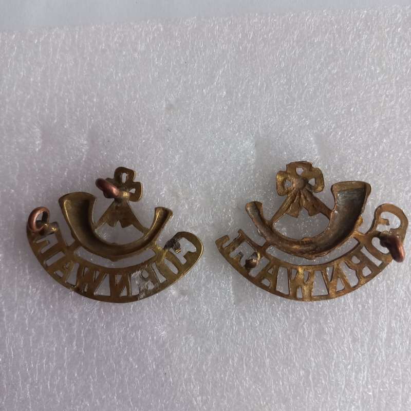Duke of Cornwall`s light Infantry shoulder titles, pair