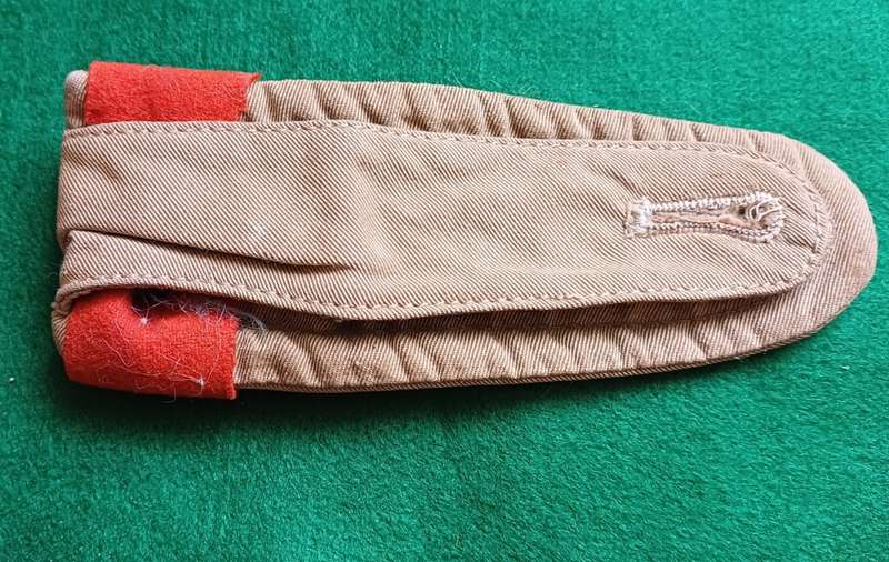 UDF WWII 1st Lieutenant epaulette with red tab