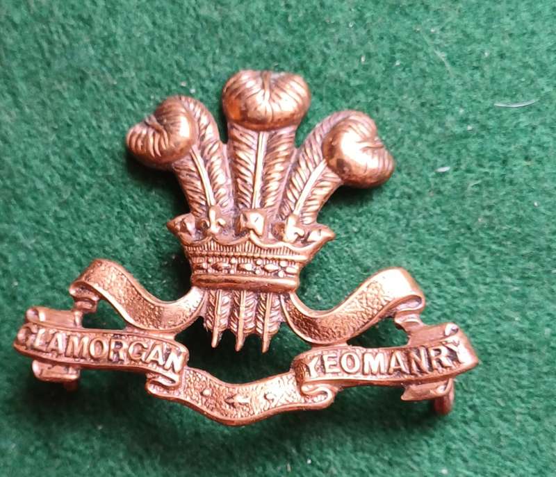 British Army Glamorgan Yeomanry brass cap badge with lugs