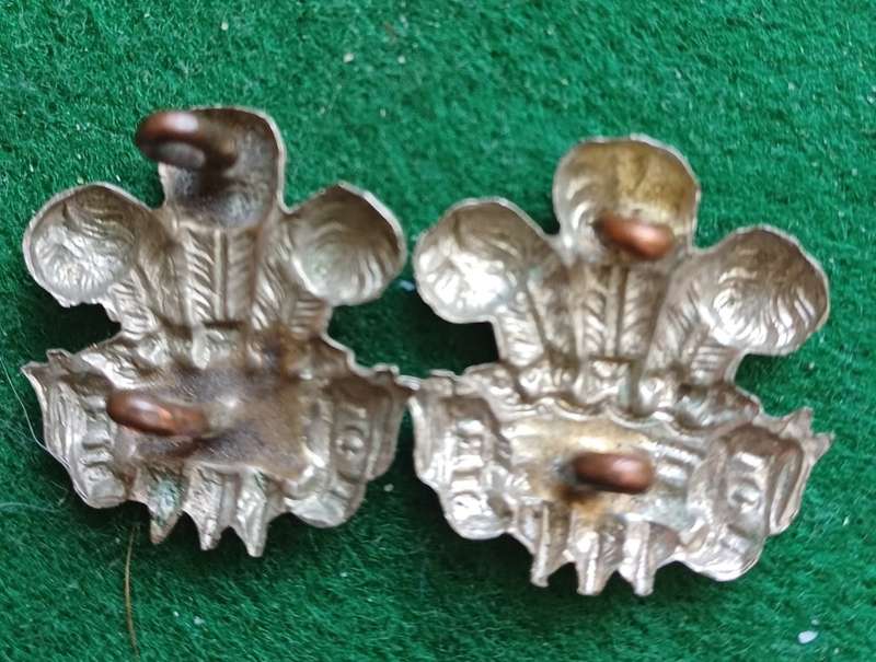 British Army, unknown PoW Feathers collars pair.