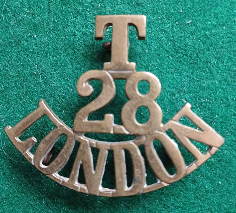 British Army, 28th County of London Regt, Artists Rifles, brass title