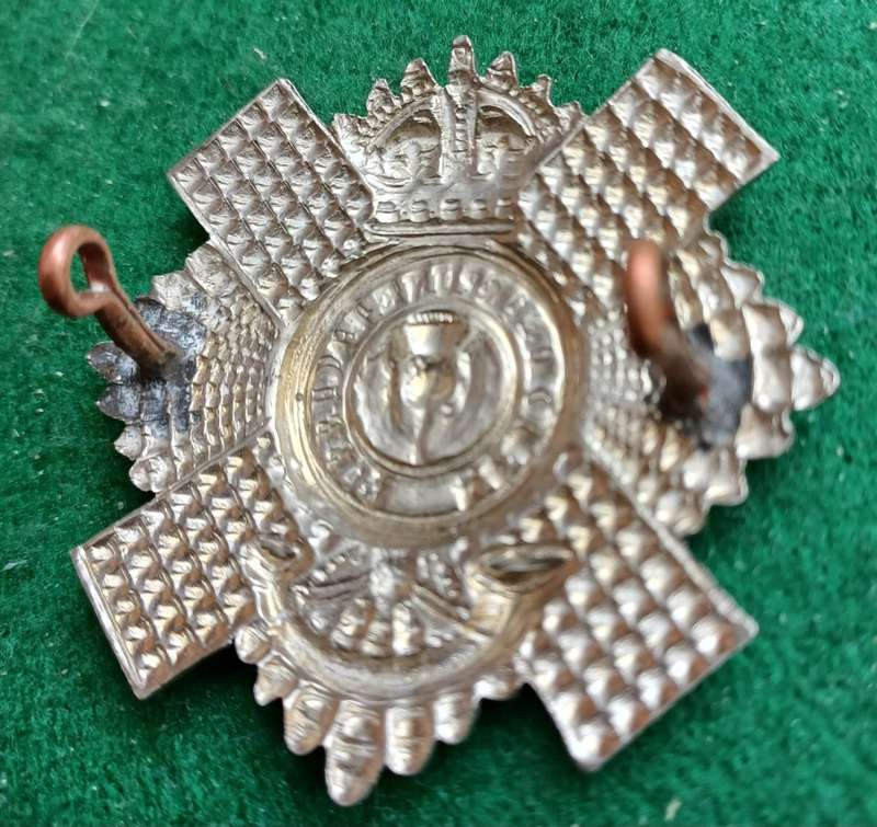 British Army, 4th / 5th Bn Royal Scots WM headdress badge, long lugs