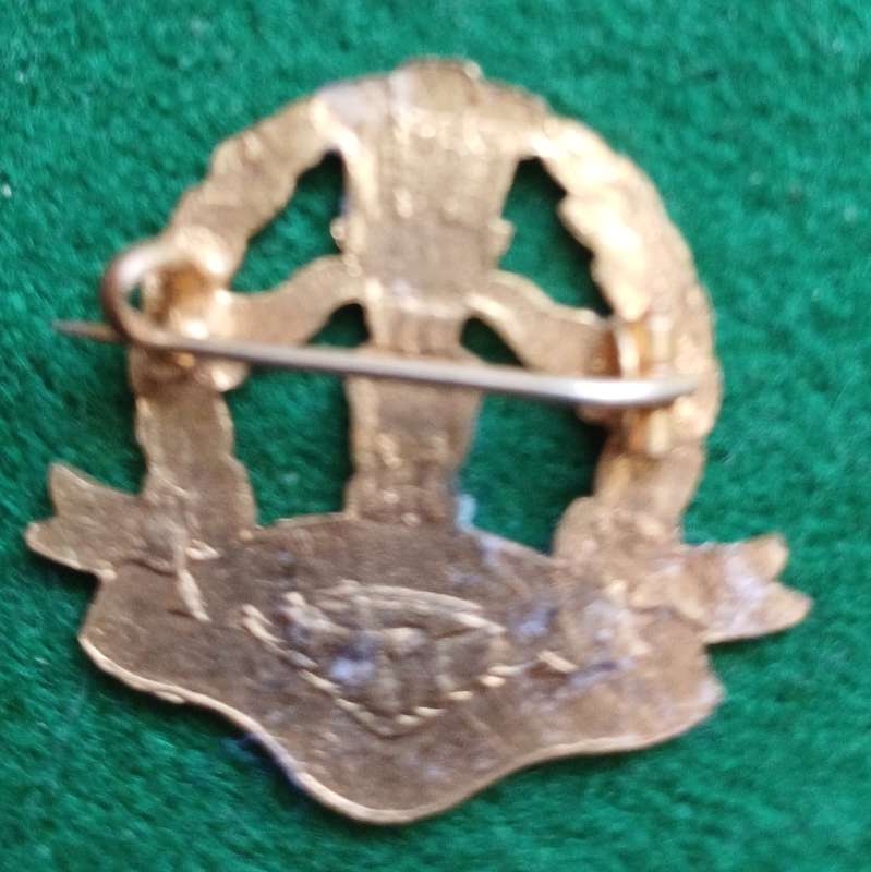 British Army, Middlesex Regt brass & enamel sweetheart badge