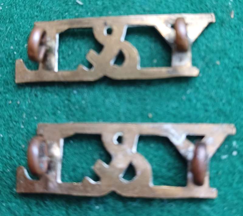 British Army, York & Lancaster Regiment brass titles pair