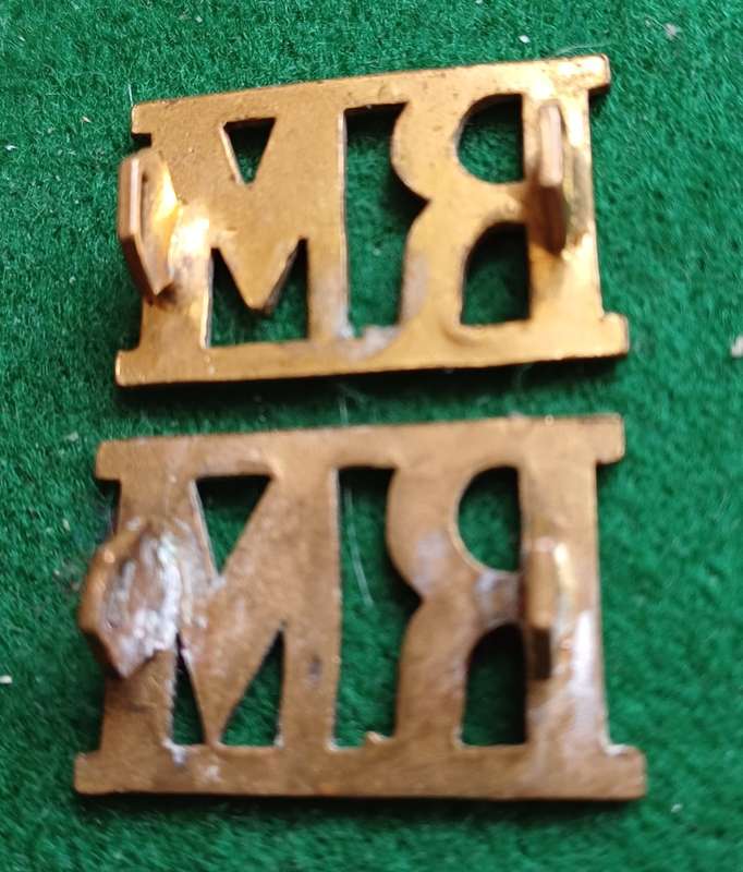 British Army, Royal Marines brass titles pair, D lugs