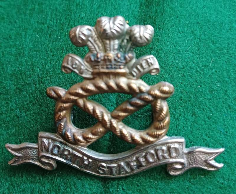British Army, North Staffordshire Regt BiM cap badge with lugs