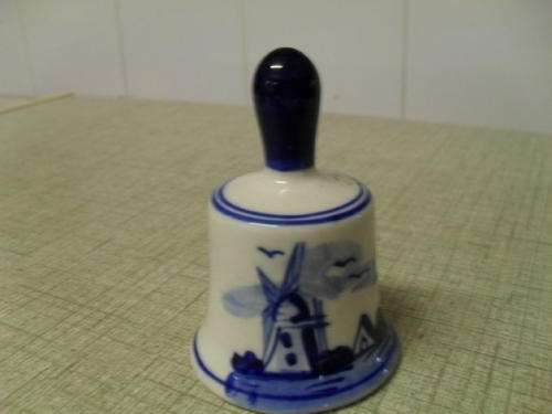 A DELFT DINNER BELL 7.5cm tall