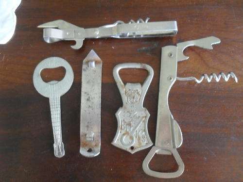 5x ASSORTED VINTAGE openers...beck beers, bottle boy, castle and a guitar......