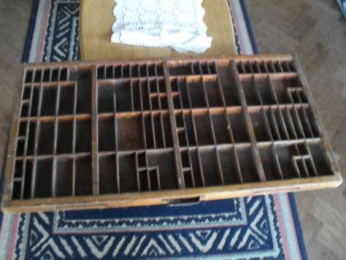 A VINTAGE WOODEN PRINTERS TRAY -with a metal HAMILTON HANDLE