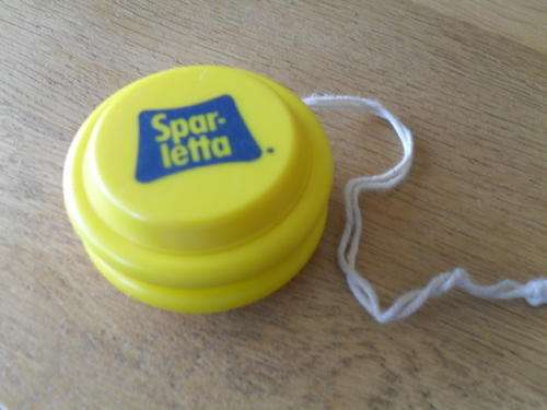 A COLLECTABLE SPARLETTA YO YO