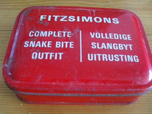 (80) A VINTAGE  FITZSIMONS COMPLETE SNAKE BITE OUTFIT. - looks packaging is still sealed