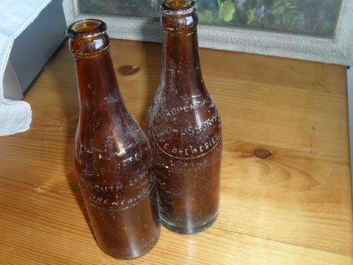 2x VINTAGE BEER BOTTLES - OHLSSONS Cape Breweries talana 5 1948, SOUTH AFRICAN Breweries talana 1950