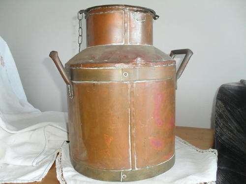 (125)a SOLID VINTAGE COPPER MILK CAN  - 35cm high, base 25.5cm opening 15cm