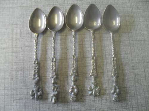 *****  5x GORGEOUS VINTAGE ITALIAN EPNS DEMATASSE SPOONS