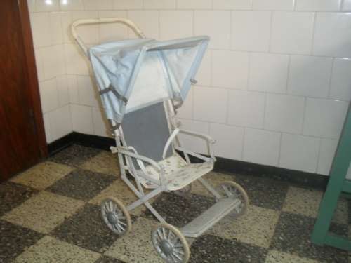 *##1950s VINTAGE  METAL FRAME CHILD DOLL TOY PRAM  STROLLER / PUSHCHAIR - CUMFIFOLDA