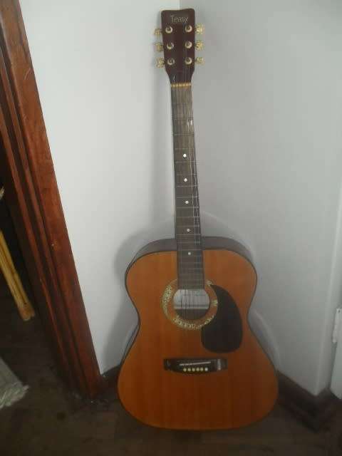 (or)  A VINTAGE "TEASY" model TY 100W. 6 STRING GUITAR