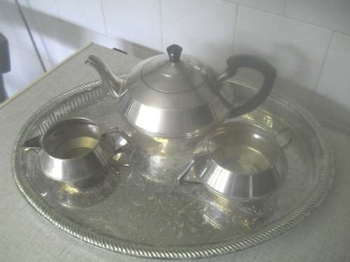 *#  GALLERY TRAY 42x32x2cm and 3 PIECE TEA SET - Kavin - made in England