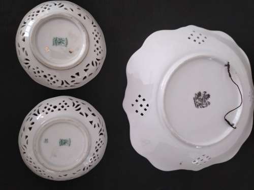 *#DRESDEN WALL PLATE & 2x BAVARIAN SCHUMANN TRINKET DISHES