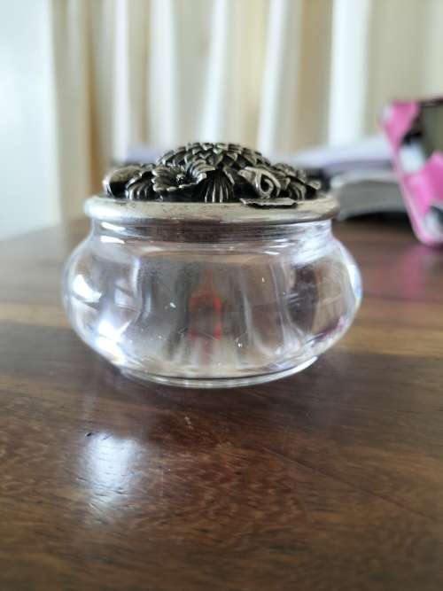 * # A VINTAGE CRISTALL PUTHOD GLASS RING HOLDER