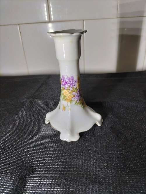 A VINTAGE CZECHOSLOVAKIA CMR  ALTRASHLAU CANDLE STICK HOLDER