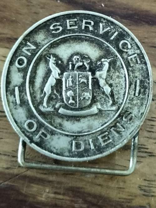 UNKNOWN BADGE `ON SERVICE OP DIENS`