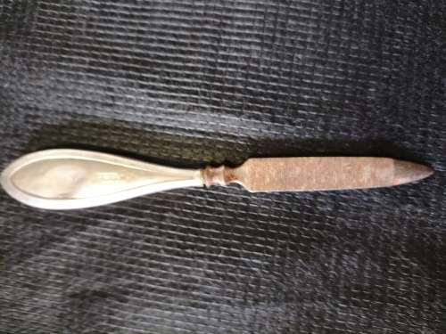 An ANTIQUE SILVER HANDLED LADIES MANICURE TOOL -NAIL FILE 12cm