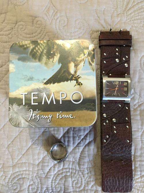 Tempo Leather Watch